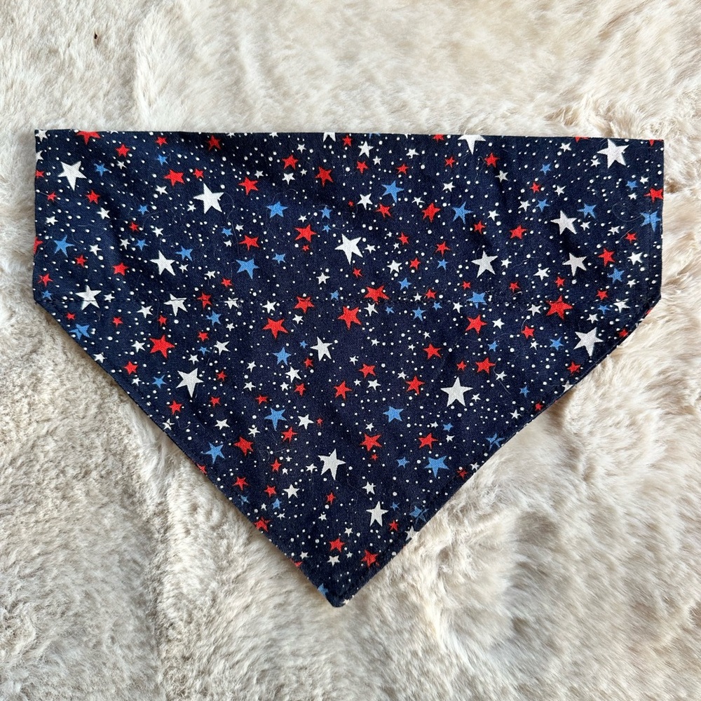 Starry Night Red White and Blue 🇺🇸 over the collar Dog Bandana - Picture 3 of 4